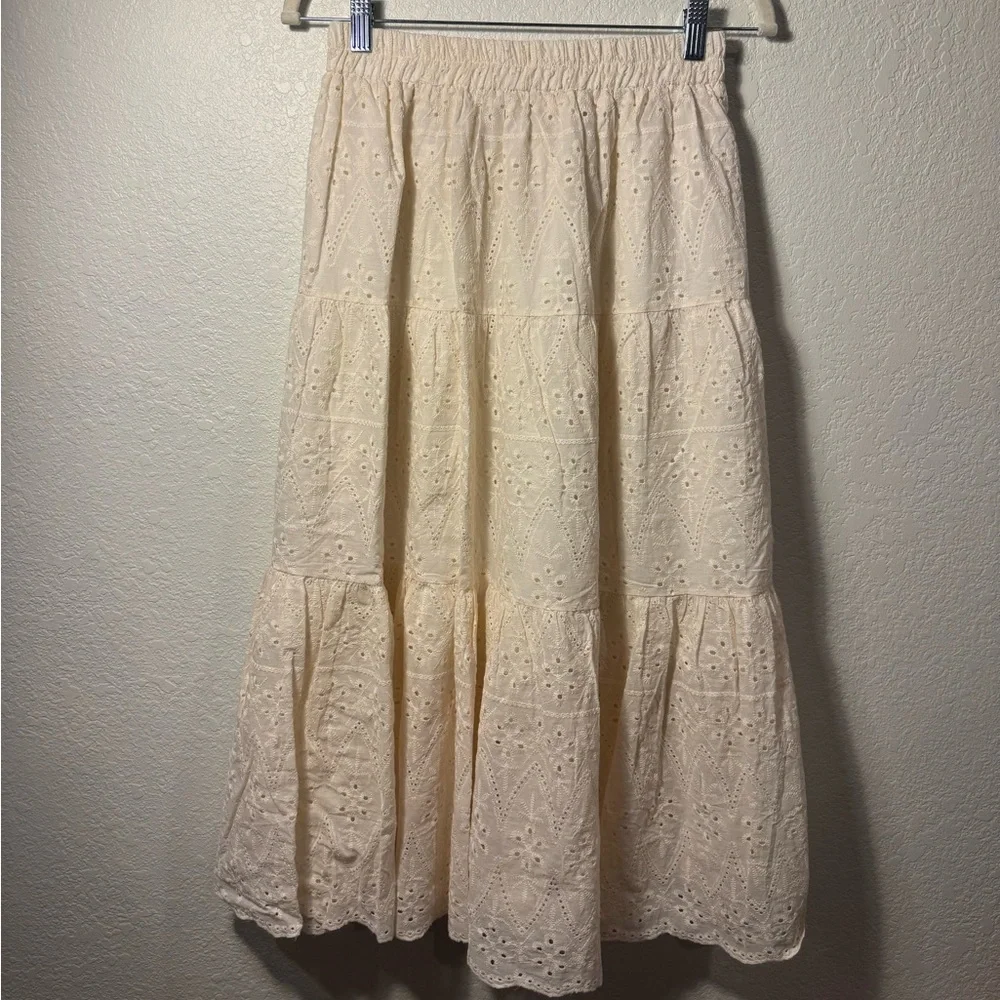 ADORA Tiered Elastic Waist 100% Cotton Eyelet Midi Skirt Boho Western Festival L - Picture 2 of 10